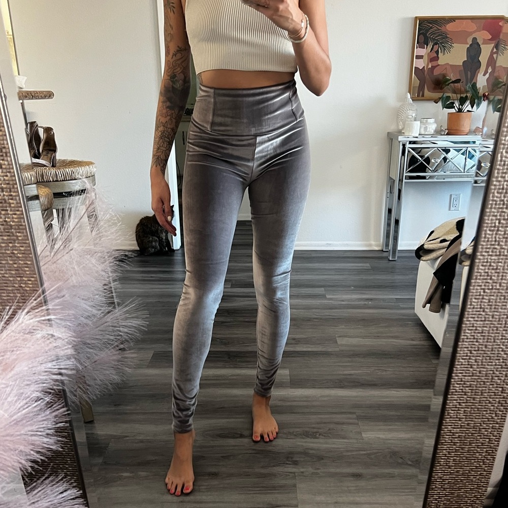 Aritzia velvet legging